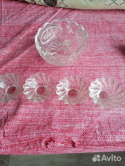 Посуда:набор салатников