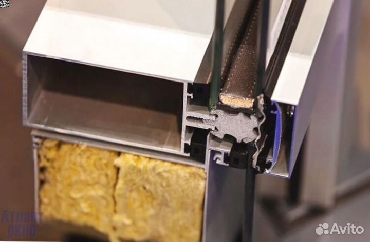 Пластиковое окно