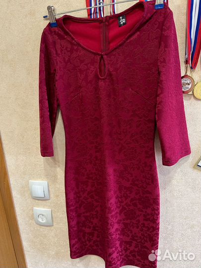 Платье женское 42 44