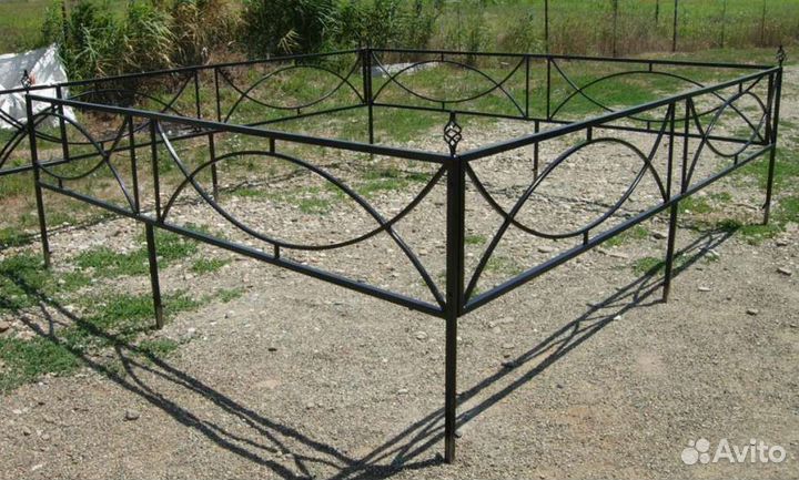 Ограды, столы, скамейки