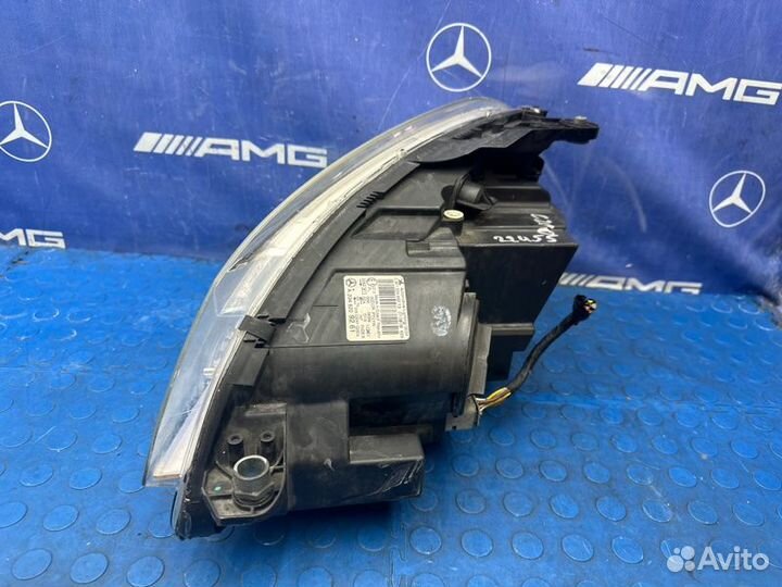 Фара передняя правая Mercedes C200 W204 271.950