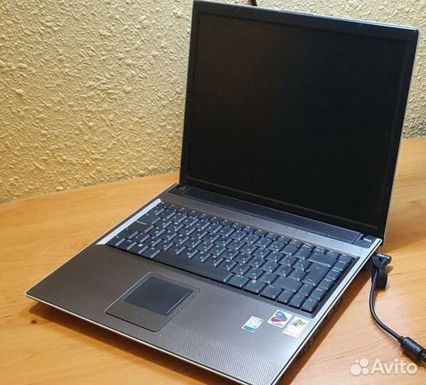 Asus V6000, HP Compaq F500, AcerTravelMate В113