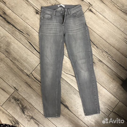 Джинсы зара