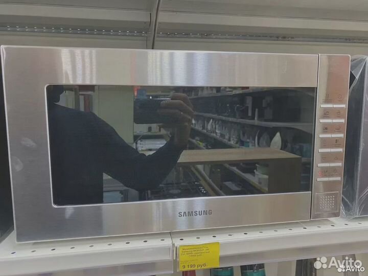 Микроволновка Samsung ME88SUT/BW