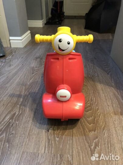 Скутер Фишер прайс