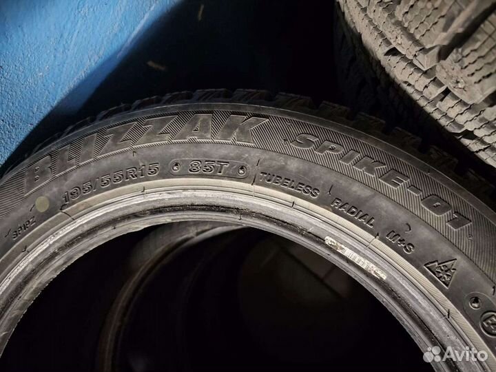 Bridgestone Blizzak Spike-01 195/55 R15