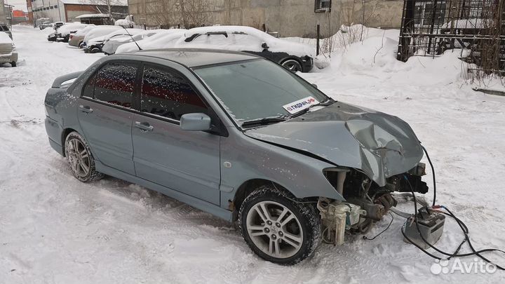 Панель задняя Mitsubishi Lancer 9 (CS) MN186602