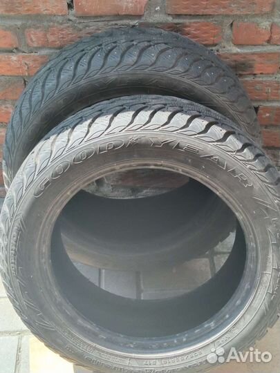 Goodyear UltraGrip Extreme 205/55 R16