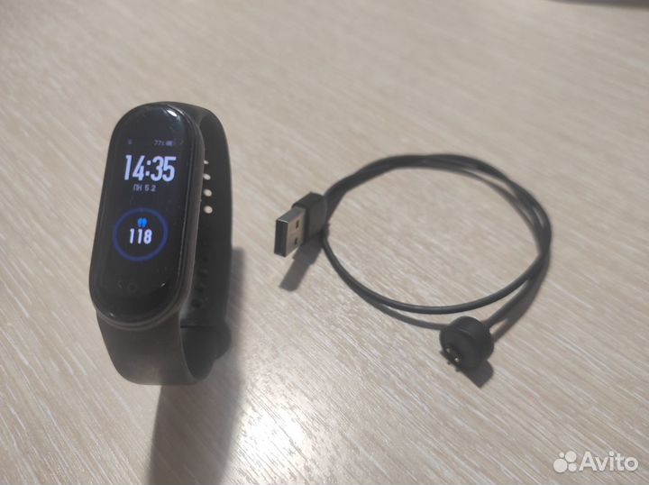 Фитнес-браслет Xiaomi Mi SMART Band 5 (black)