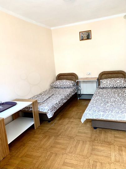 Комната 15 м² в 8-к., 1/1 эт.