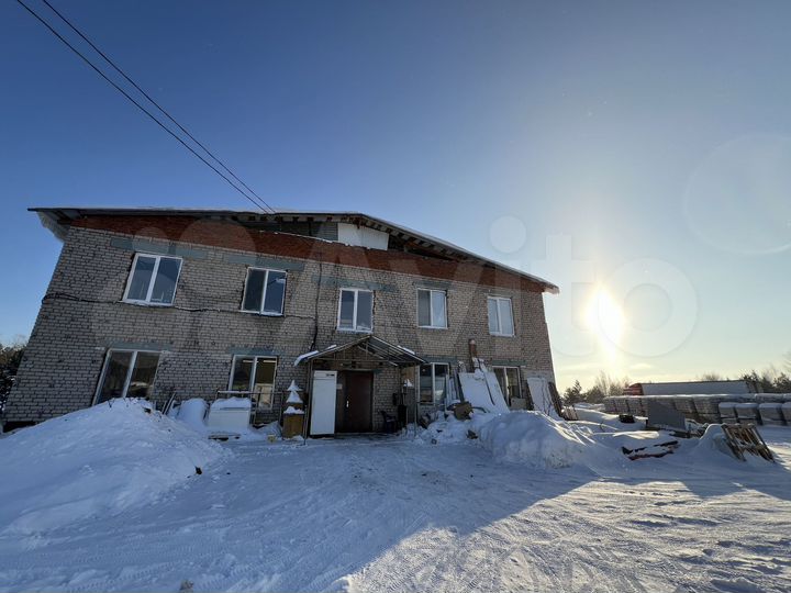 Склад, 740 м²