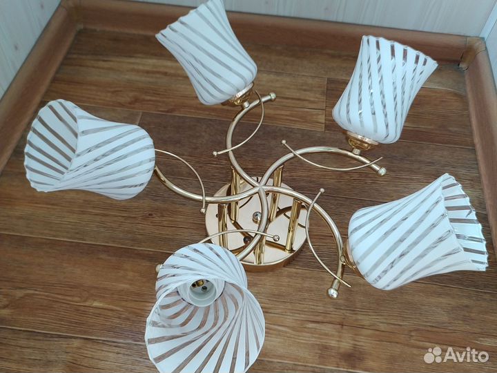 Люстра потолочная