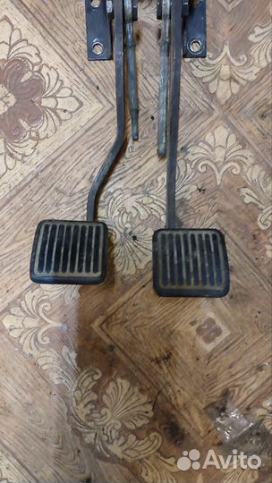 Газ 21 педальный узел