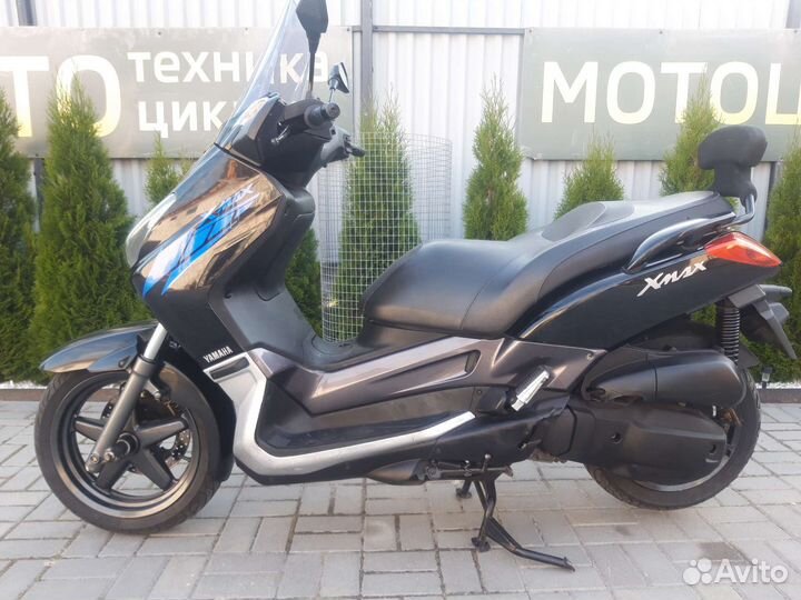 Yamaha X-MAX