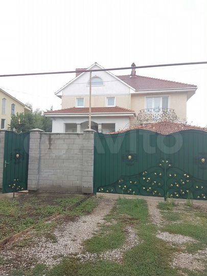 Дом 350 м² на участке 6 сот.