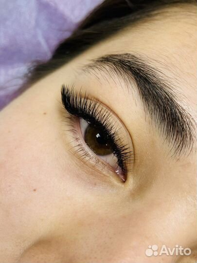 Наращивание ресниц на дому