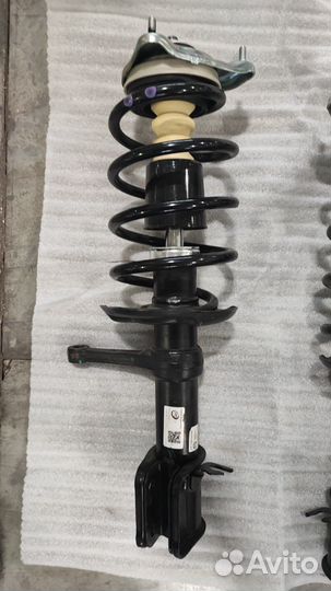 Передние стойки ваз 2190