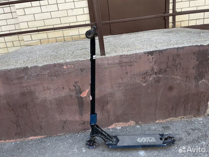 Трюковой самокат