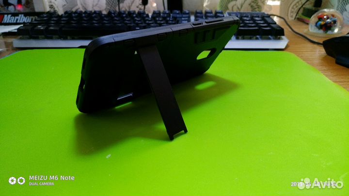 Чехлы и плёнки для телефона