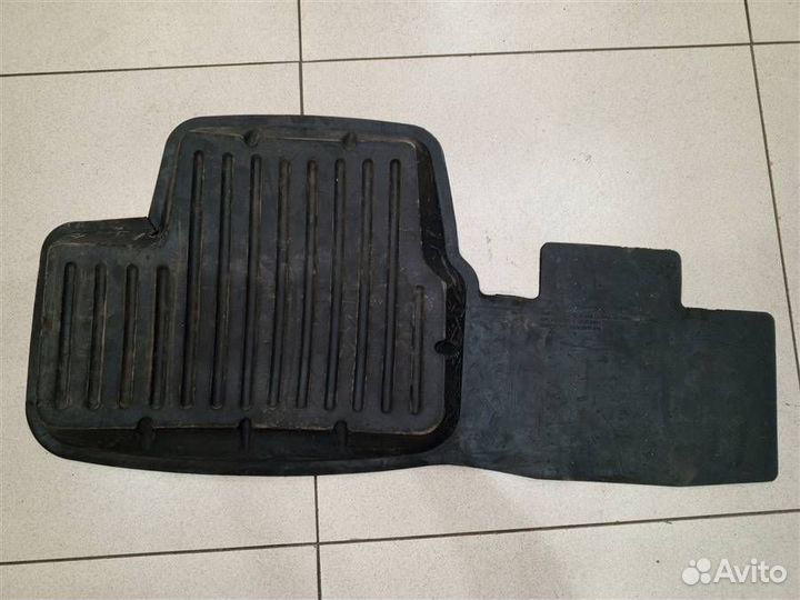 Коврик салона задний правый Toyota Corolla Spacio