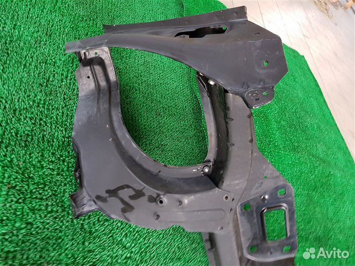 Кронштейн фары правый Mercedes-Benz M-Class