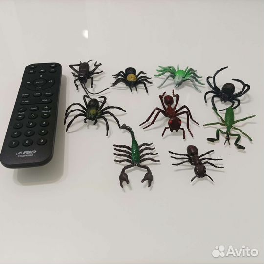 Игрушки пауки