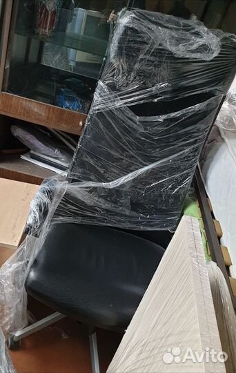 Компьютерное кресло натуральная кожа