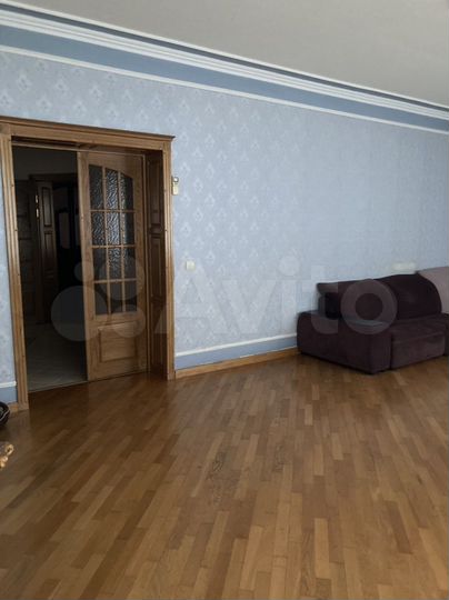 Дом 172 м² на участке 6 сот.