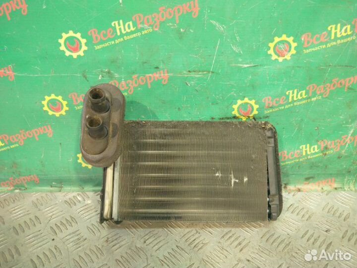 Радиатор печки Volkswagen Passat B3 универсал 1.8