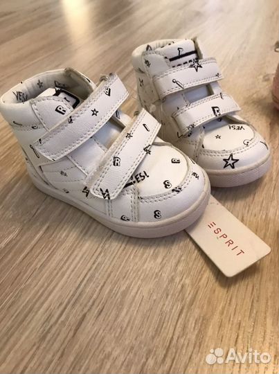 Новые ботинки