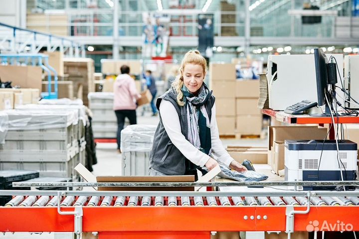 Упаковщик косметики на склад Москва еда+жилье