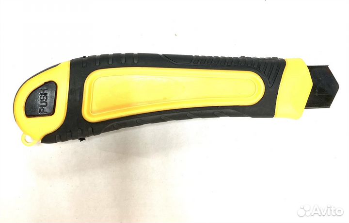 Нож сегментный 18 мм 3 лезвия