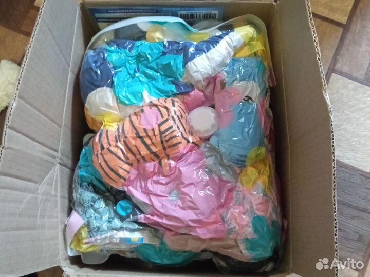 Детские вещи и игрушки