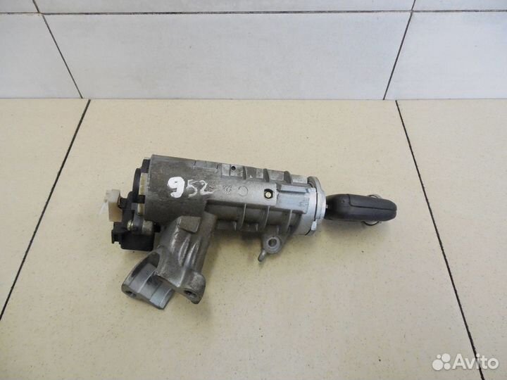 Замок зажигания Avensis I 1997-2003