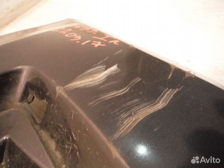 Бампер передний левый audi Q5 2011