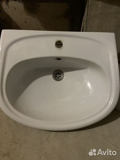 Раковина на ножке (тюльпан)