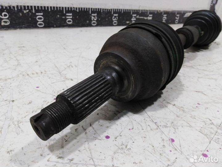 Привод передний правый