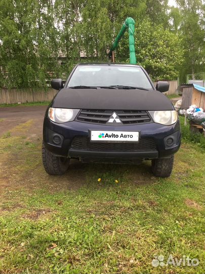 Mitsubishi L200 2.5 МТ, 2012, 115 000 км