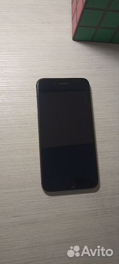 iPhone 8 Plus, 64 ГБ