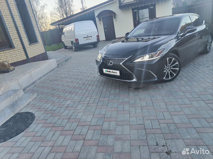 Lexus ES 2.5 AT, 2018, 130 000 км