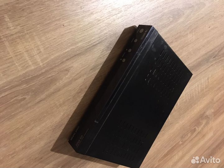 Ресивер триколор gs8302