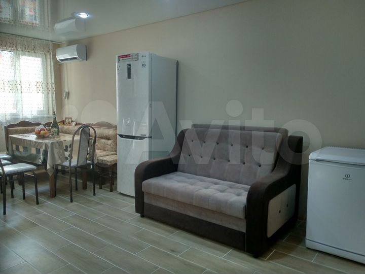 2-к. квартира, 77 м², 7/12 эт.