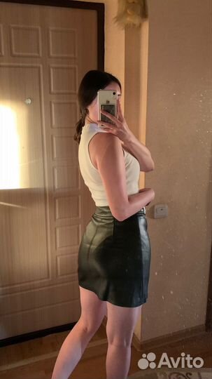 Кожаная мини-юбка