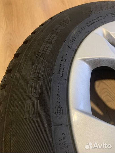 Nokian Tyres Hakkapeliitta 9 225/50 R17