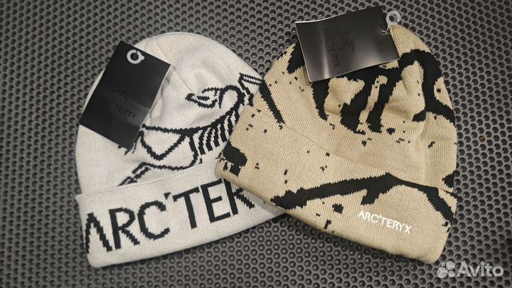 Зимняя шапка arcteryx