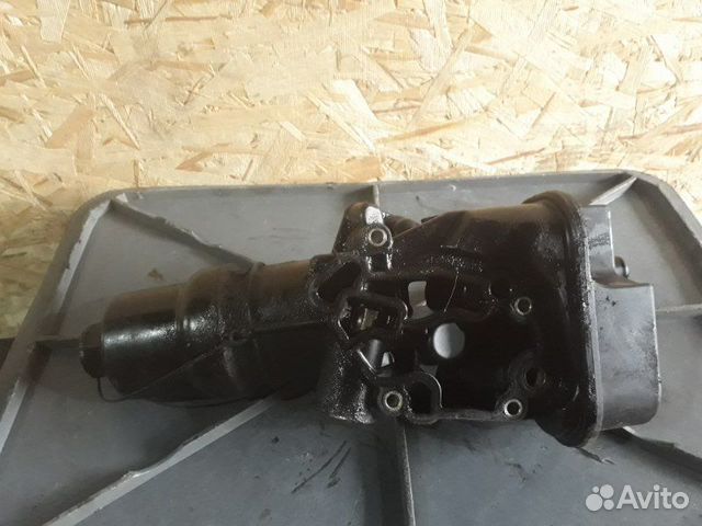 Корпус масляного фильтра Volkswagen Passat B6 BLR