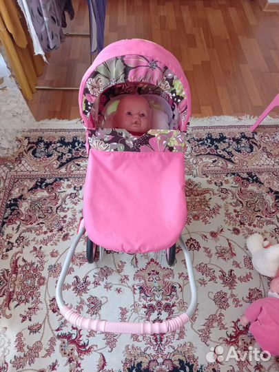 Коляска кукольная