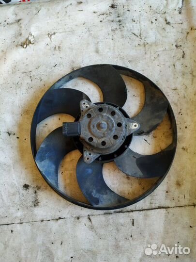 Вентилятор радиатора Peugeot 207 хэтчбек