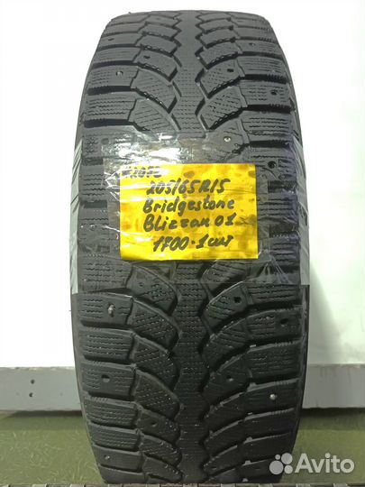 Bridgestone Blizzak Spike-01 205/65 R15