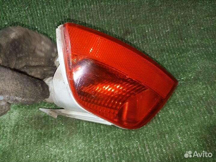 Фонарь задний в бампер левый Ford Focus II (2005—2